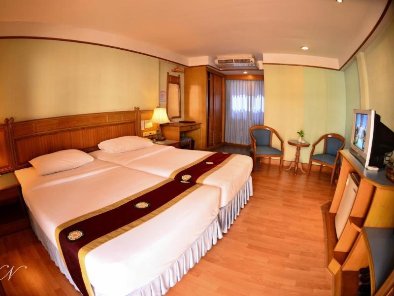 Silom Village Inn Bangkok Bagian luar foto